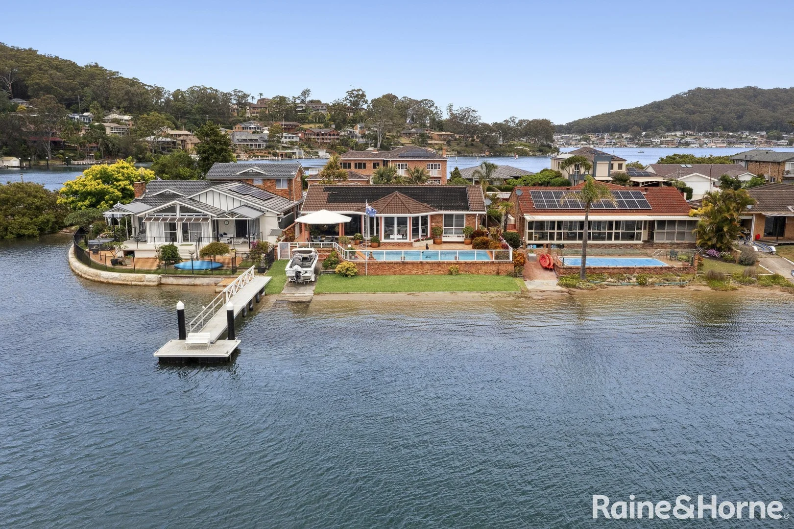 3 Helmsman Boulevard, St Huberts Island NSW 2257