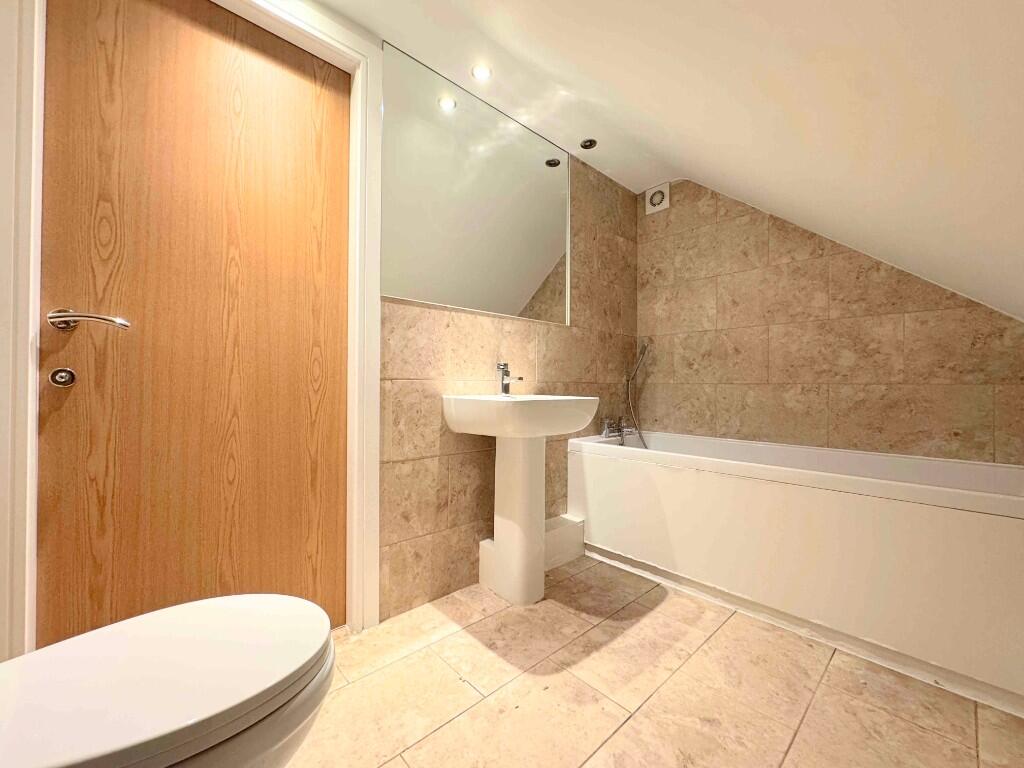 Additional image 3 of Flat 2, 224 Wakefield Road, Drighlington, BD11 1ED