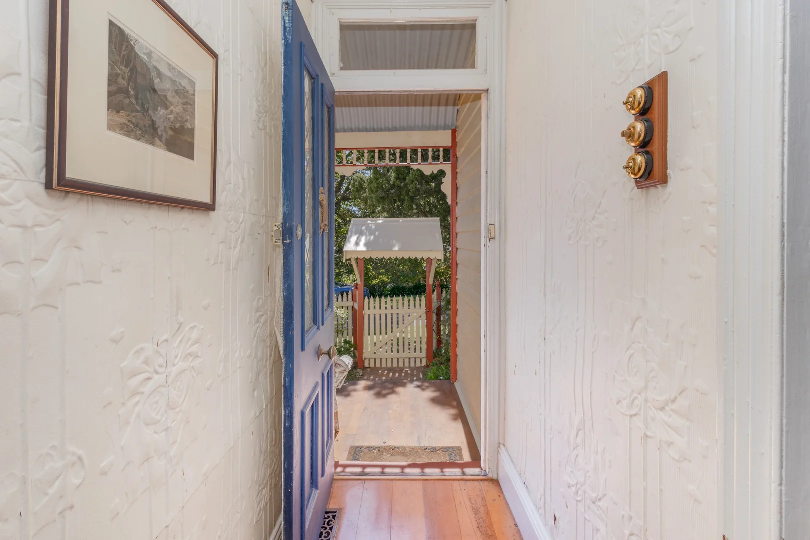 Additional image 4 of 32 Backhouse Street, Wentworth Falls NSW 2782