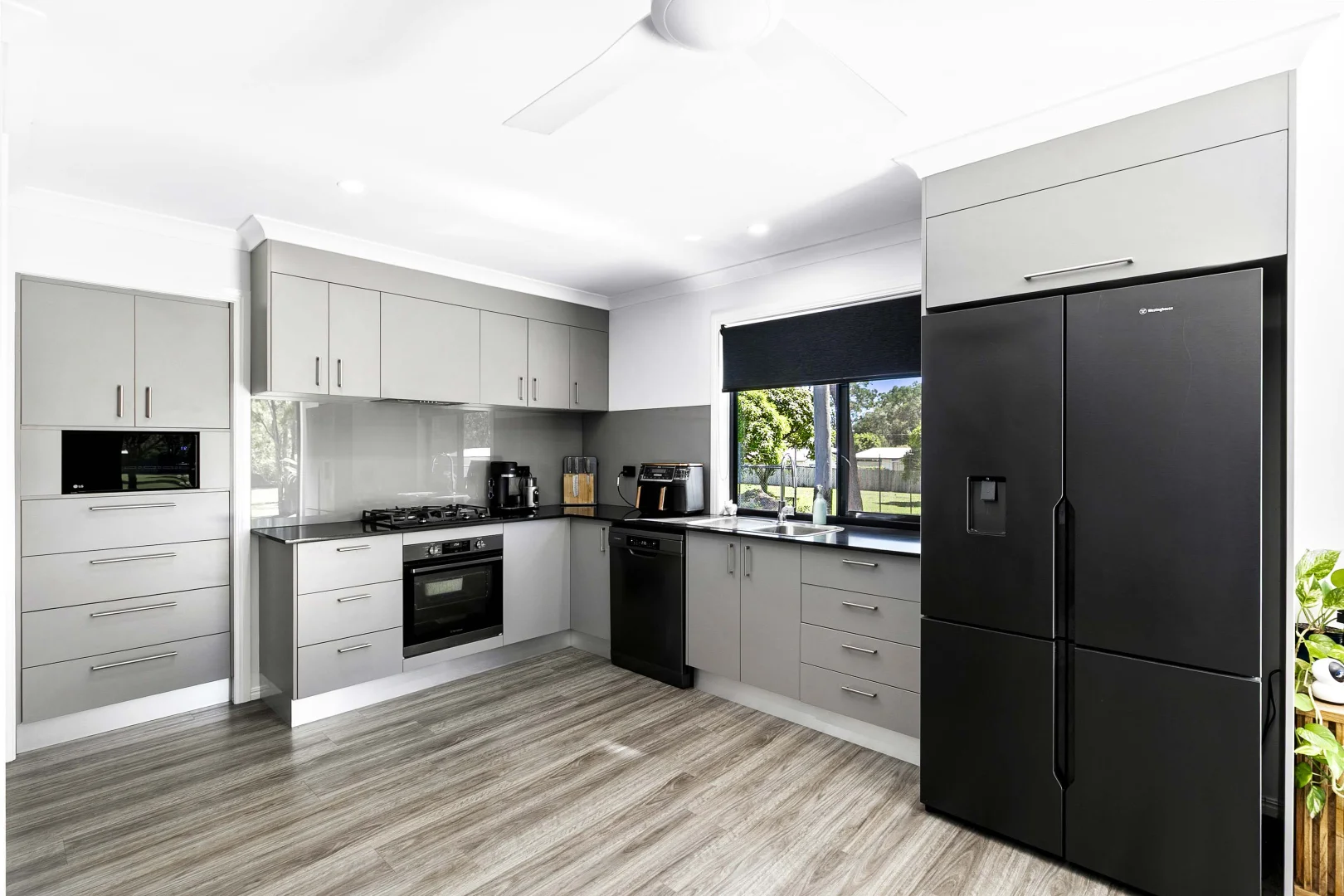 Additional image 8 of 11 Dartmouth Street, Torquay QLD 4655