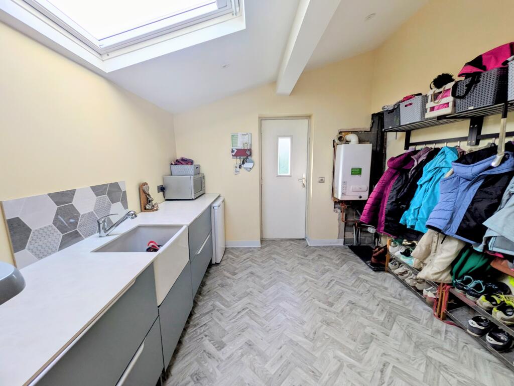 Additional image 16 of Blackmires, Bradford, BD13