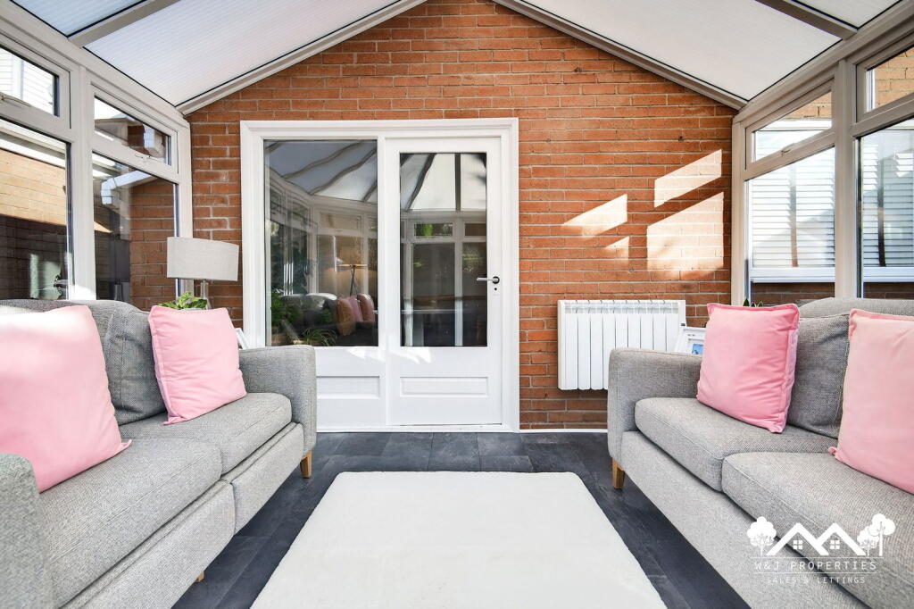 Additional image 16 of Earls Drive, Hoddlesden, Darwen, BB3