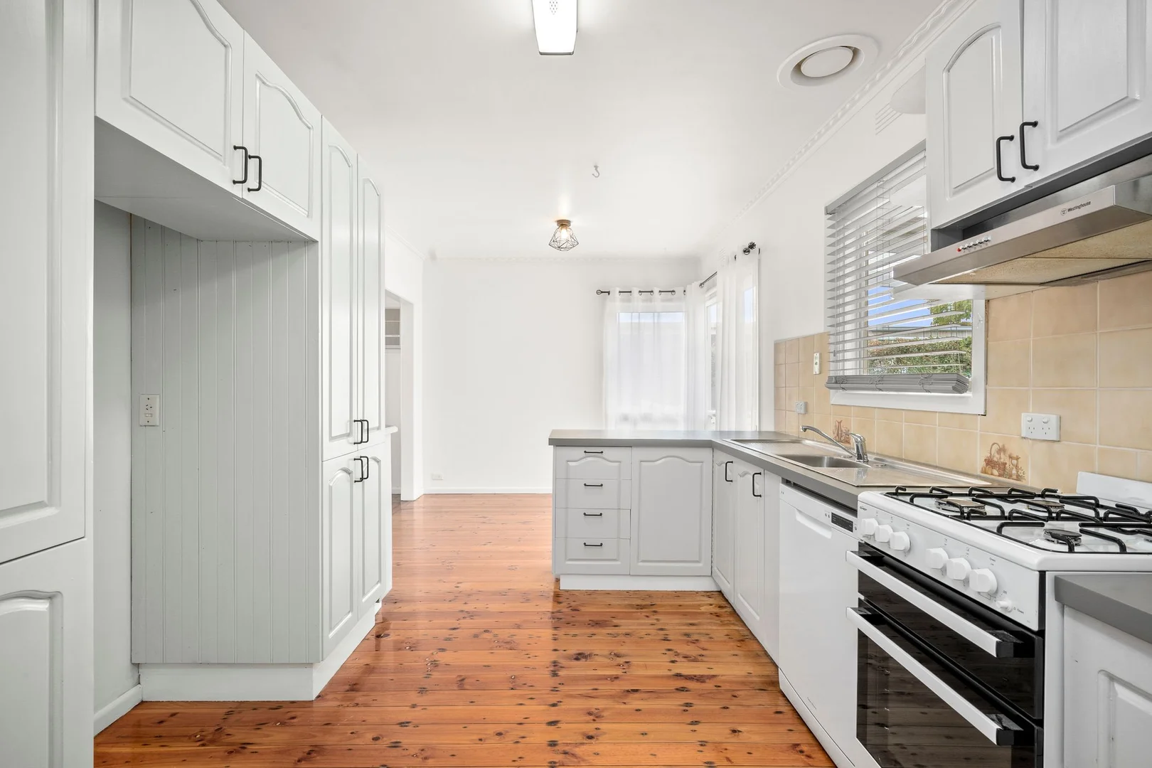 Additional image 4 of 11 Anthony Street, Newcomb VIC 3219
