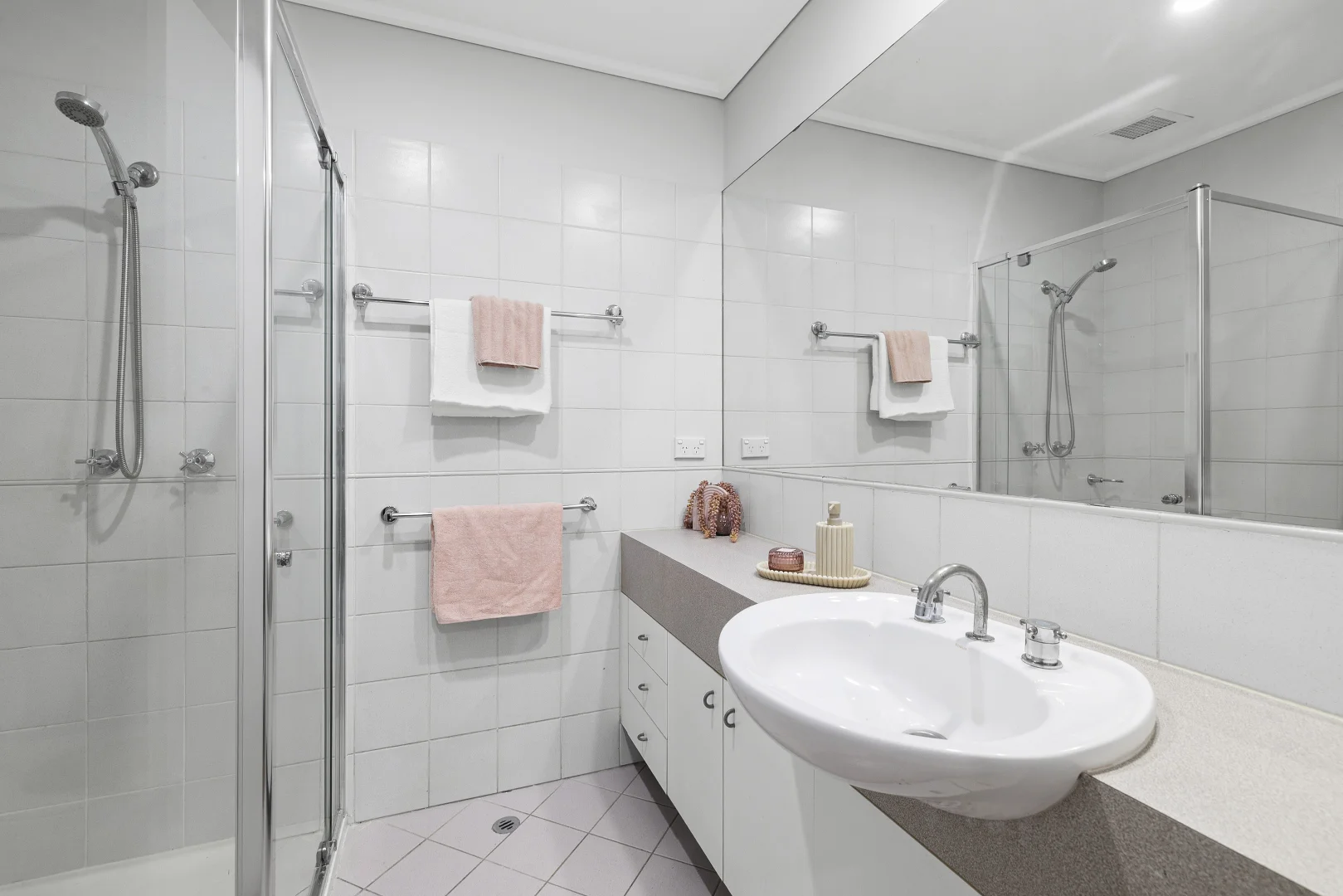 Additional image 14 of 11/70 Albert Road, South Melbourne VIC 3205