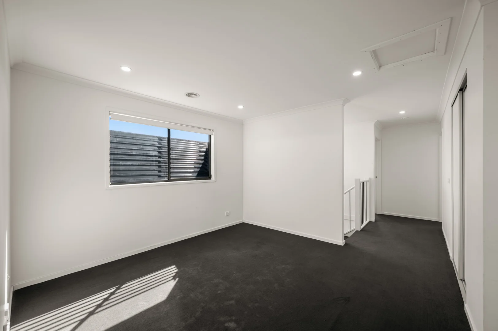 Additional image 7 of 42 Kalbian Drive, Clyde North VIC 3978
