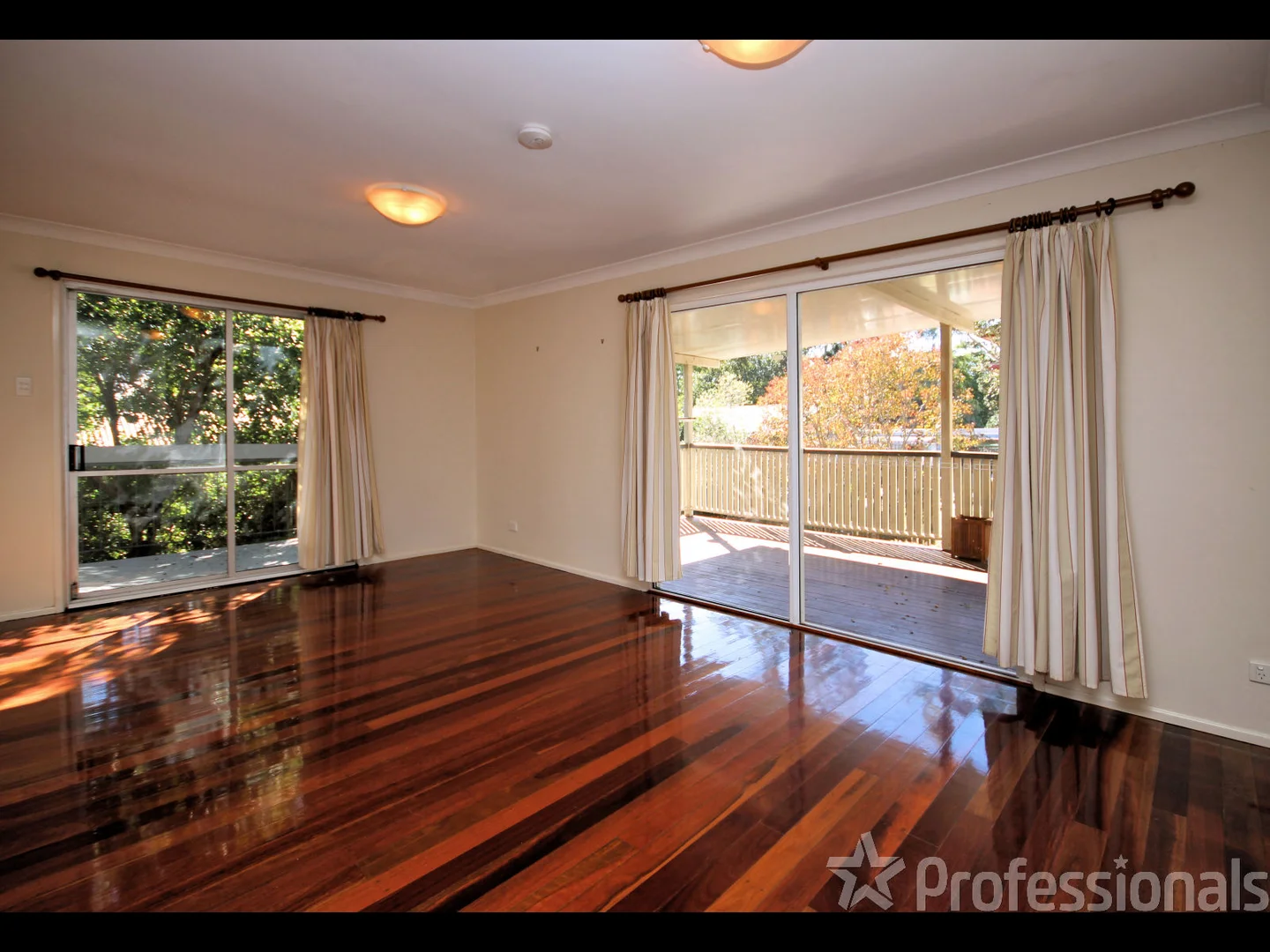 Bundamba QLD 4304 photo 5