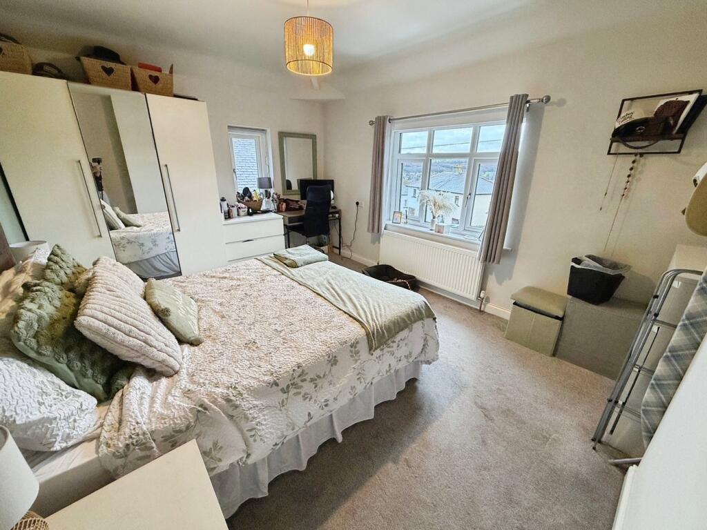 Additional image 8 of South Hill Drive, Gilstead, Bingley, BD16