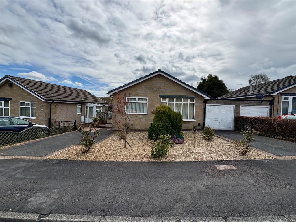 Oakleigh Avenue, Clayton, Bradford
