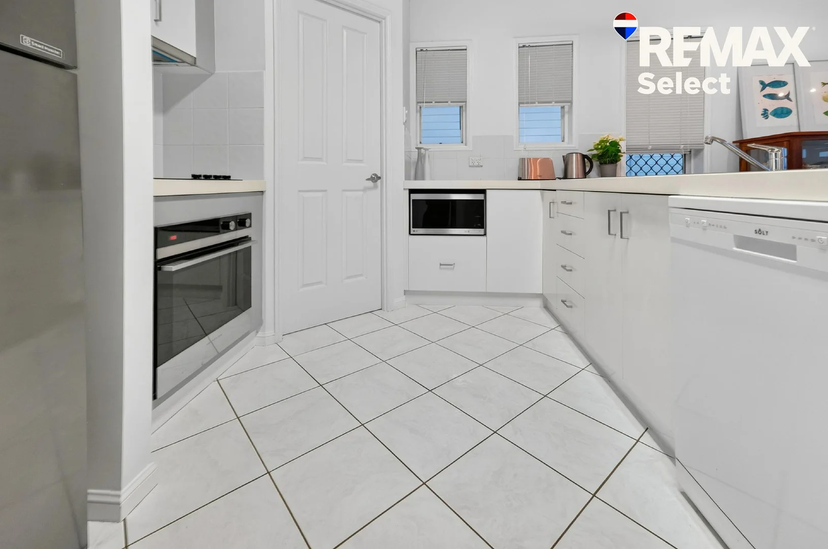Additional image 39 of 25 Captain Blackwood Drive, Sarina Beach QLD 4737