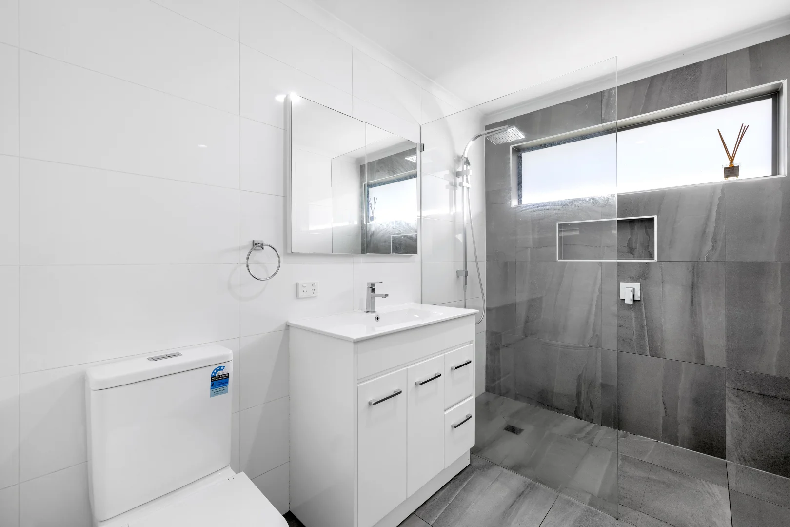 Additional image 11 of 2/10 Simpson Street, Noble Park VIC 3174