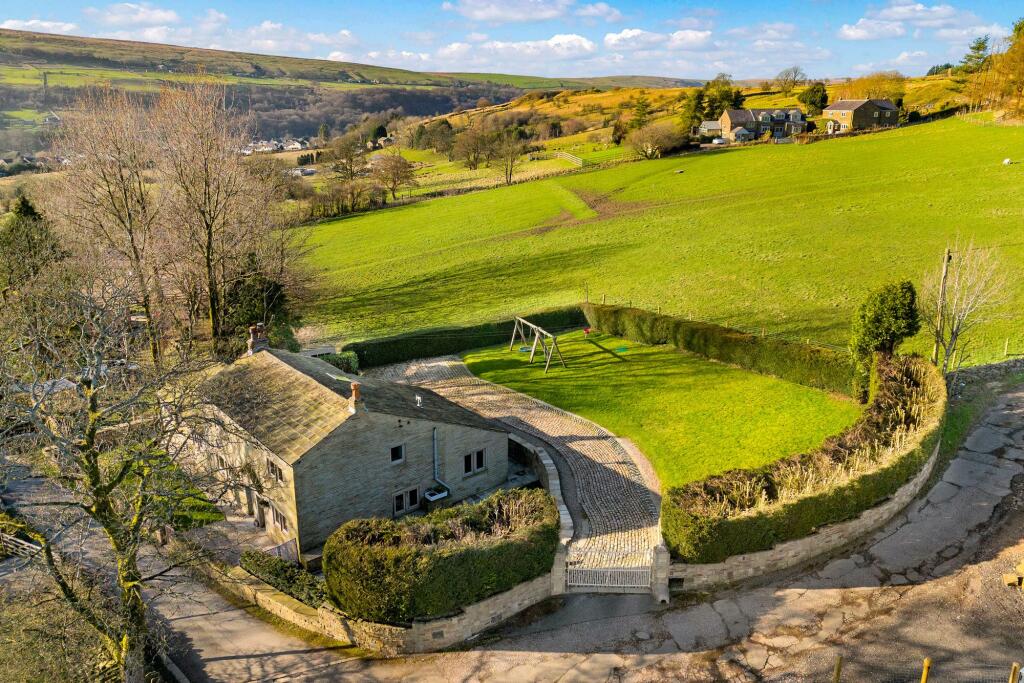 Additional image 50 of Hurst Lane, Rossendale, BB4 | 4/5 Bedroom Period Home With Stunning Views, Close to Rawtenstall
