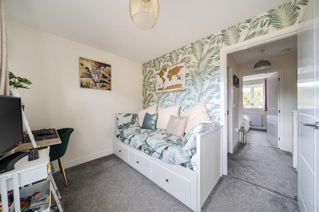 Additional image 7 of Brompton Drive, Bradford, BD10