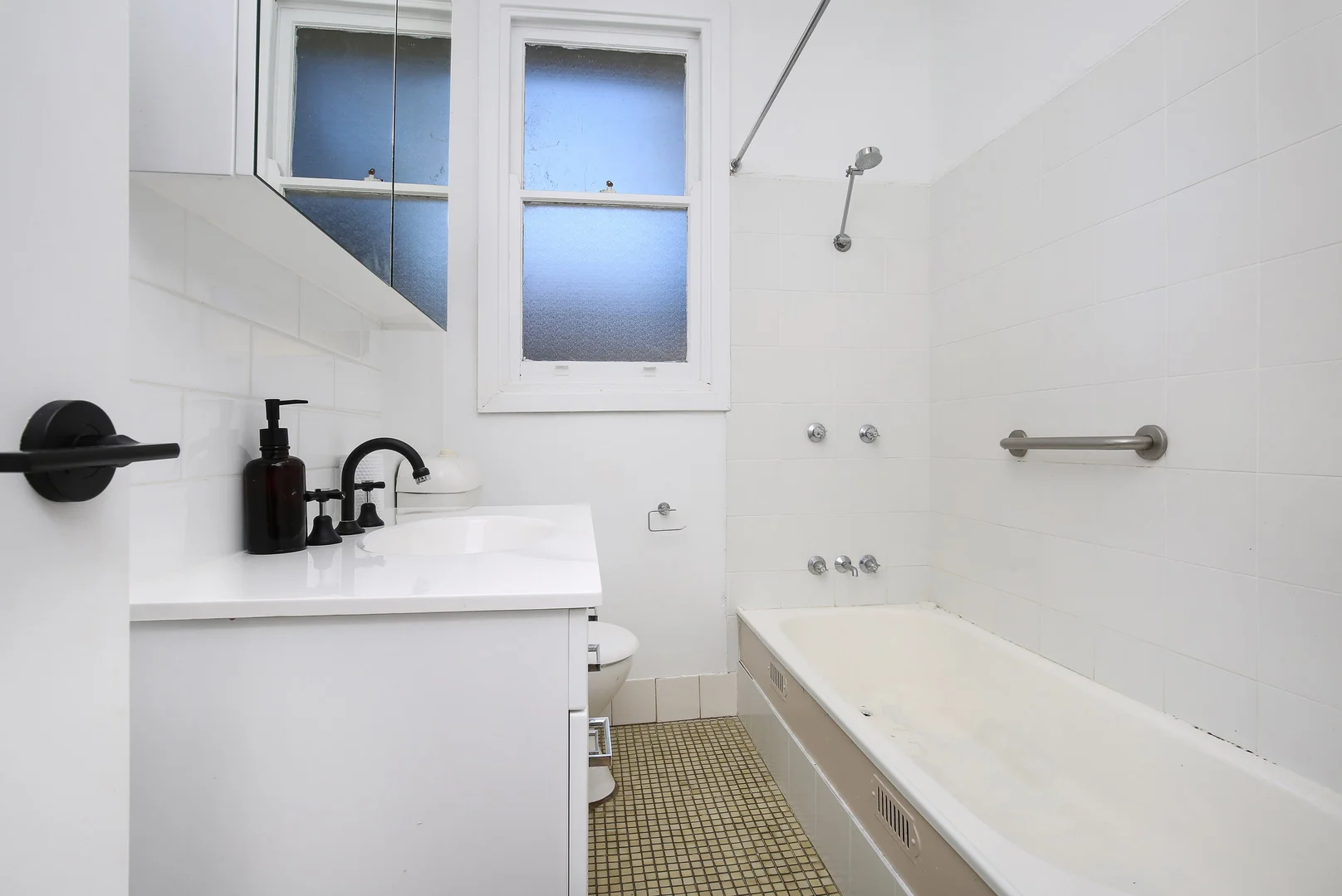 Additional image 6 of 69 Maynes Parade, Unanderra NSW 2526