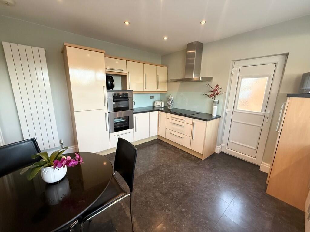 Additional image 9 of Barnfield Avenue, Worsthorne, Burnley