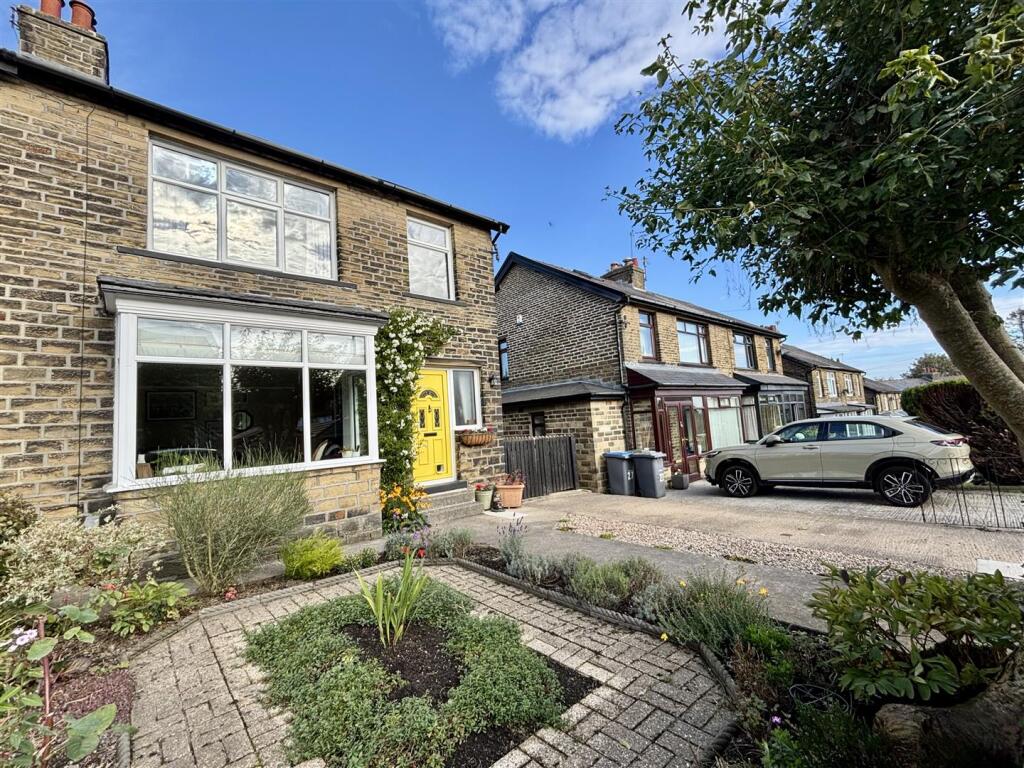 Additional image 21 of Fieldway, Clayton, Bradford