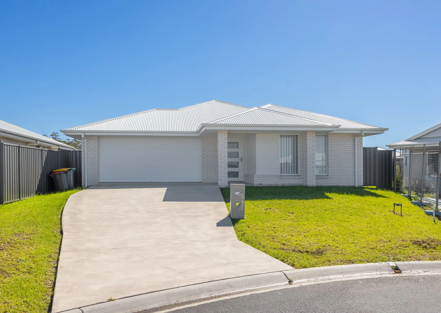 Additional image 21 of 5 Surf Close, Old Bar NSW 2430