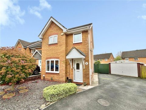 Chelveston Crescent, Aldermoor, Southampton, Hampshire SO16
