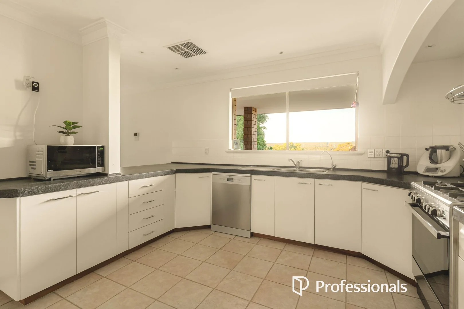 Additional image 15 of 167 Stanhope Road, Bickley WA 6076