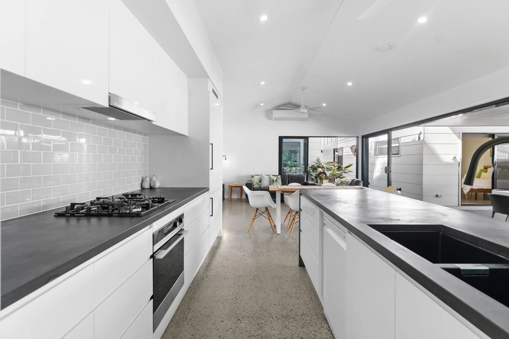 Additional image 12 of 11 Holland Street, Wongaling Beach QLD 4852