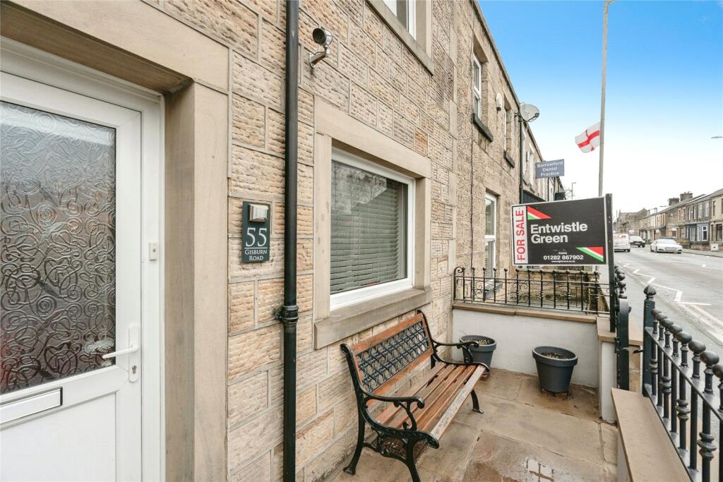Gisburn Road, Barrowford, Nelson, Lancashire, BB9