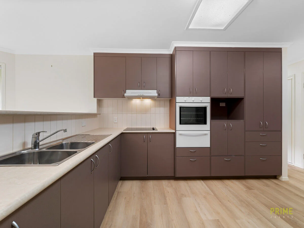 Additional image 5 of Villa 301/74-98 Emerald Park Way, Urangan QLD 4655