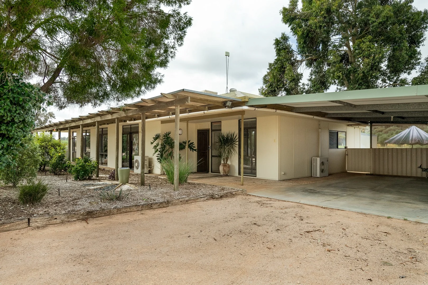 407 Lyrup Main Road, Lyrup SA 5343