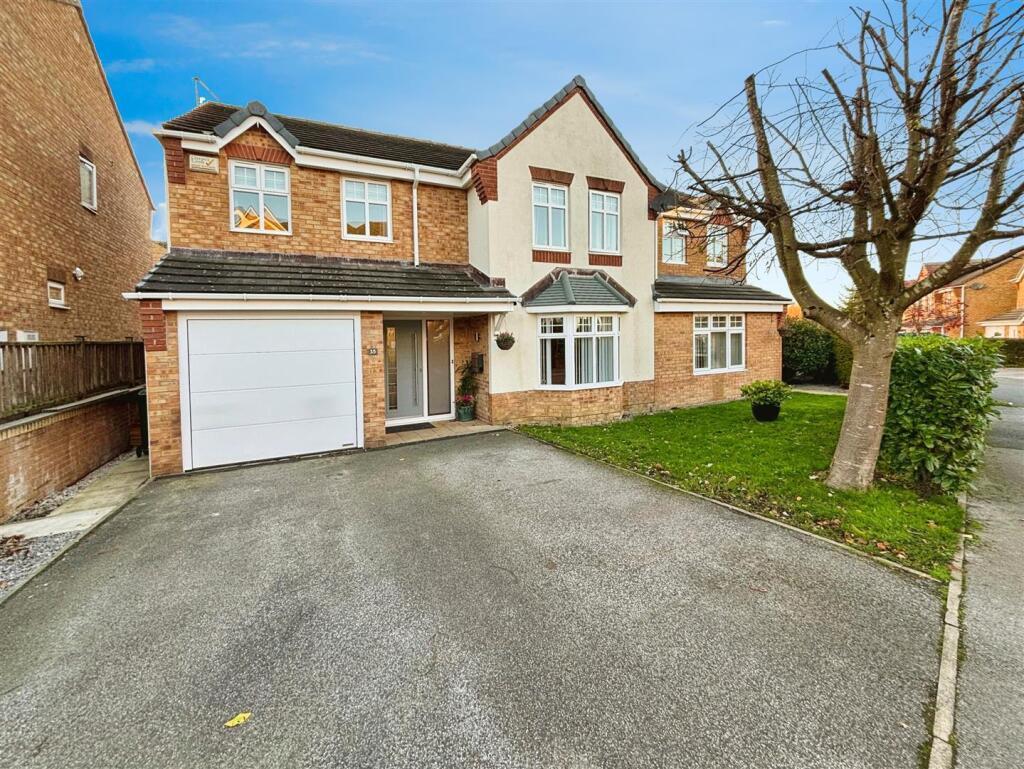 Javelin Close, Idle, Bradford, BD10 8SU