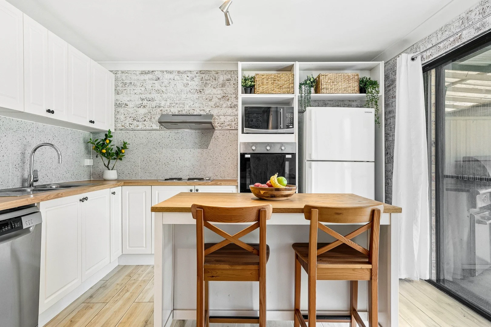 2/24 Books Crescent, McGraths Hill NSW 2756