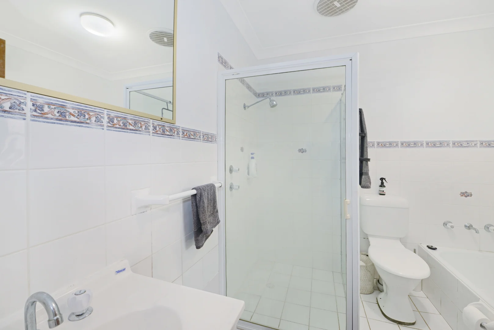 Additional image 7 of 1/33 Avoca Dr, Avoca Beach NSW 2251
