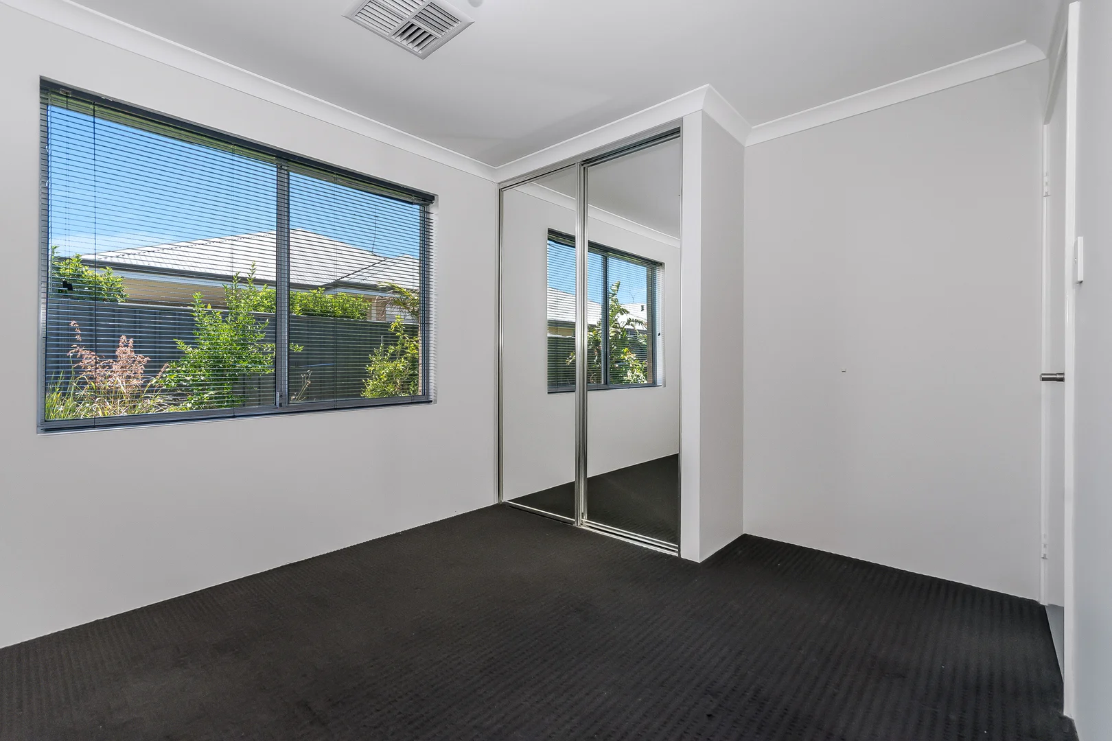 Additional image 12 of 4 Hamsterley Way, Hilbert WA 6112