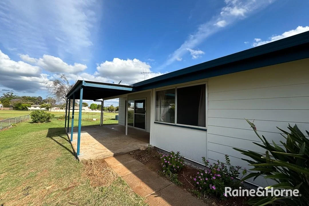 Additional image 2 of 14 Windsor Cir, Kingaroy QLD 4610