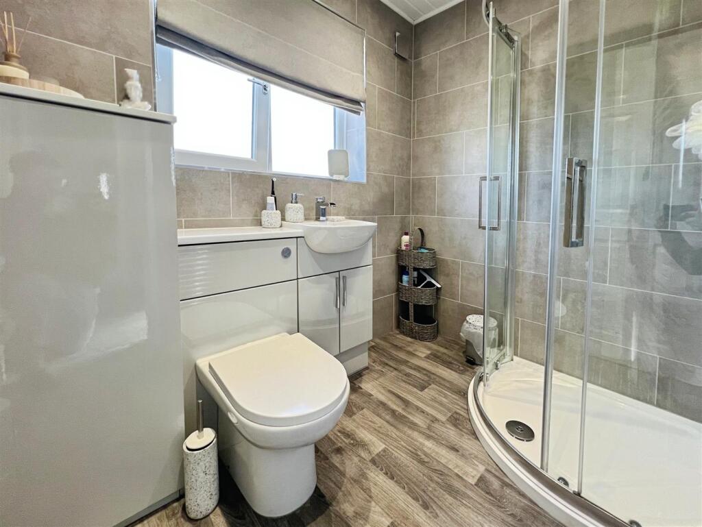 Additional image 19 of Wrose Grove, Bradford, BD2 1PQ