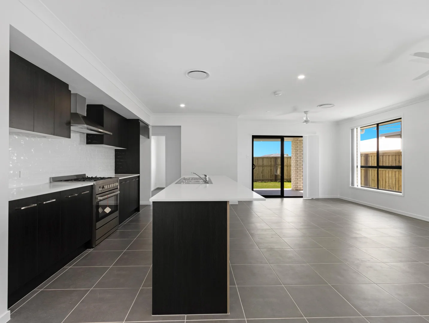 Additional image 6 of 79 Dougan Street, Point Vernon QLD 4655
