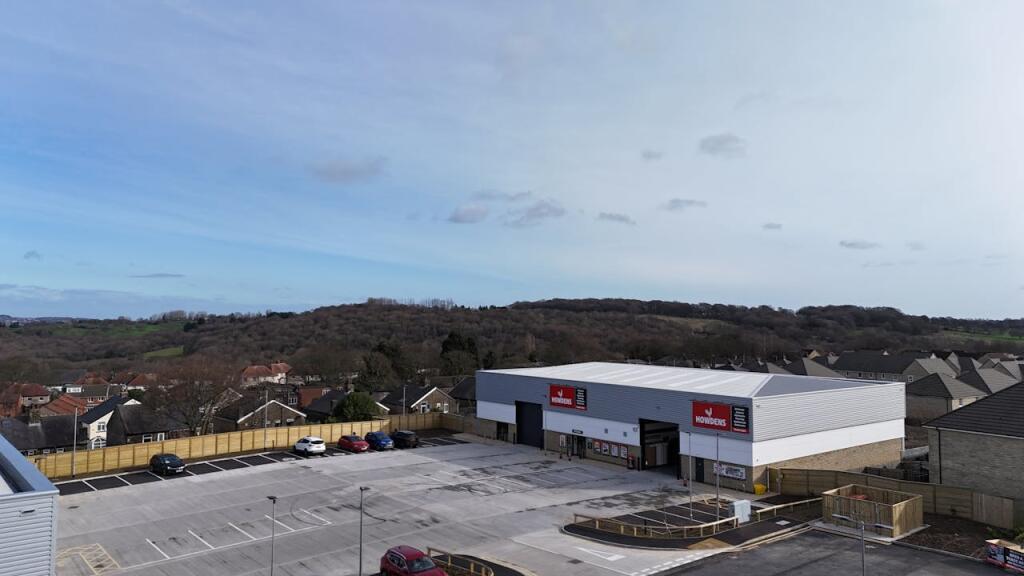 Additional image 2 of Unit 2 & 4, Eccleshill Trade Park, Harrogate Road, Bradford, BD2 3SP