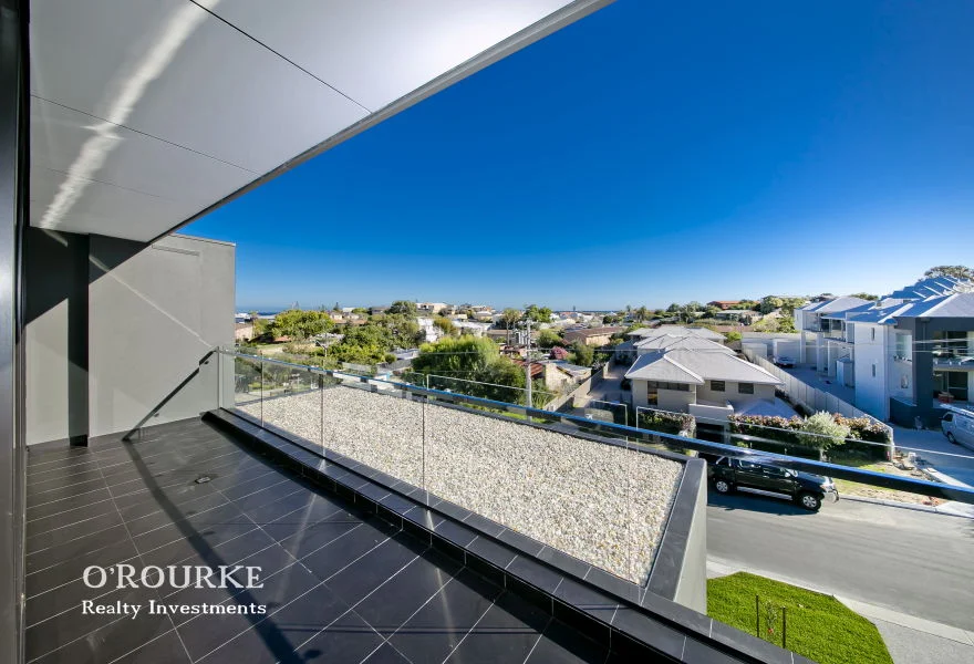 Additional image 14 of 19B Nautilus Crescent, Scarborough WA 6019