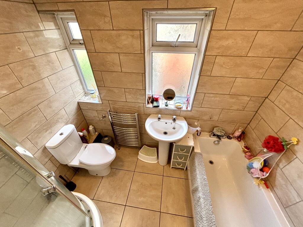 Additional image 10 of Valley View, Baildon, BD17