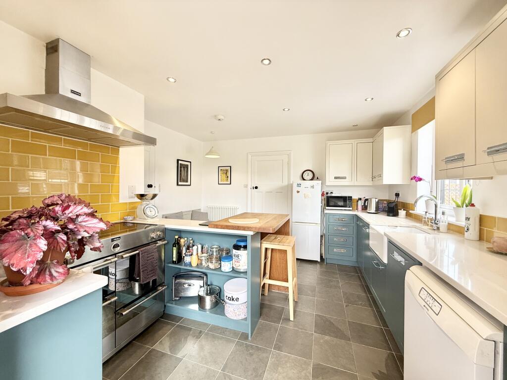 Additional image 6 of Ilchester Road, Yeovil, Somerset