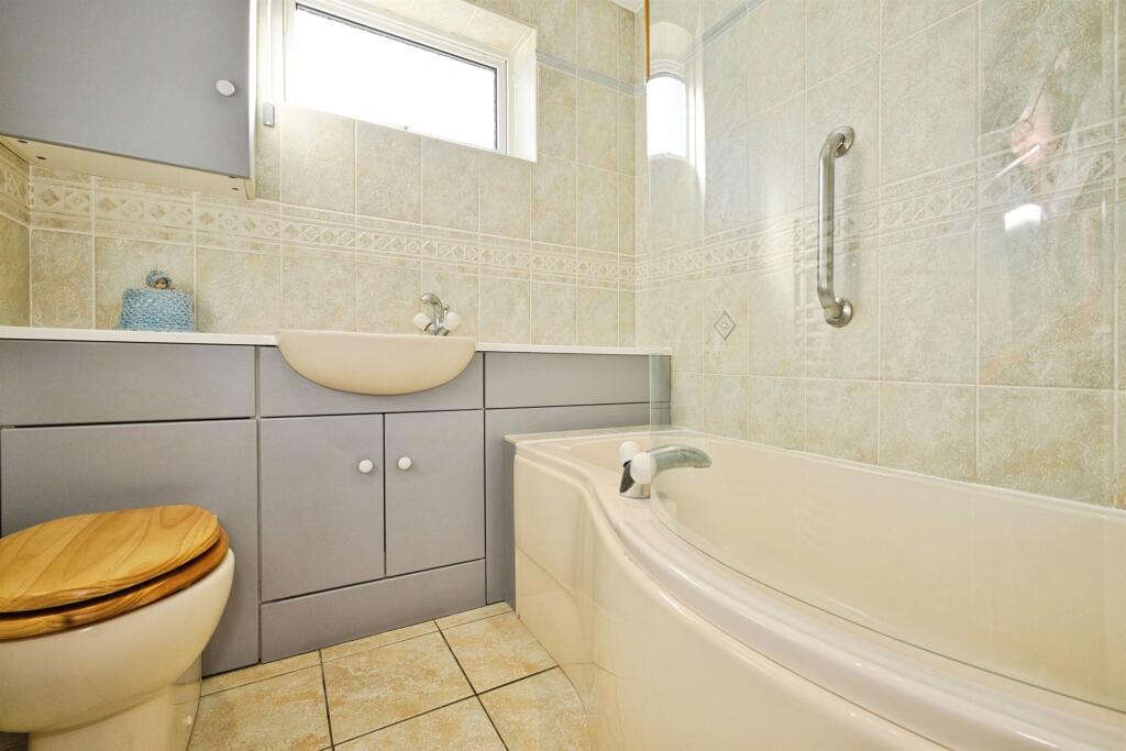 Additional image 15 of Burroughes Avenue, Yeovil