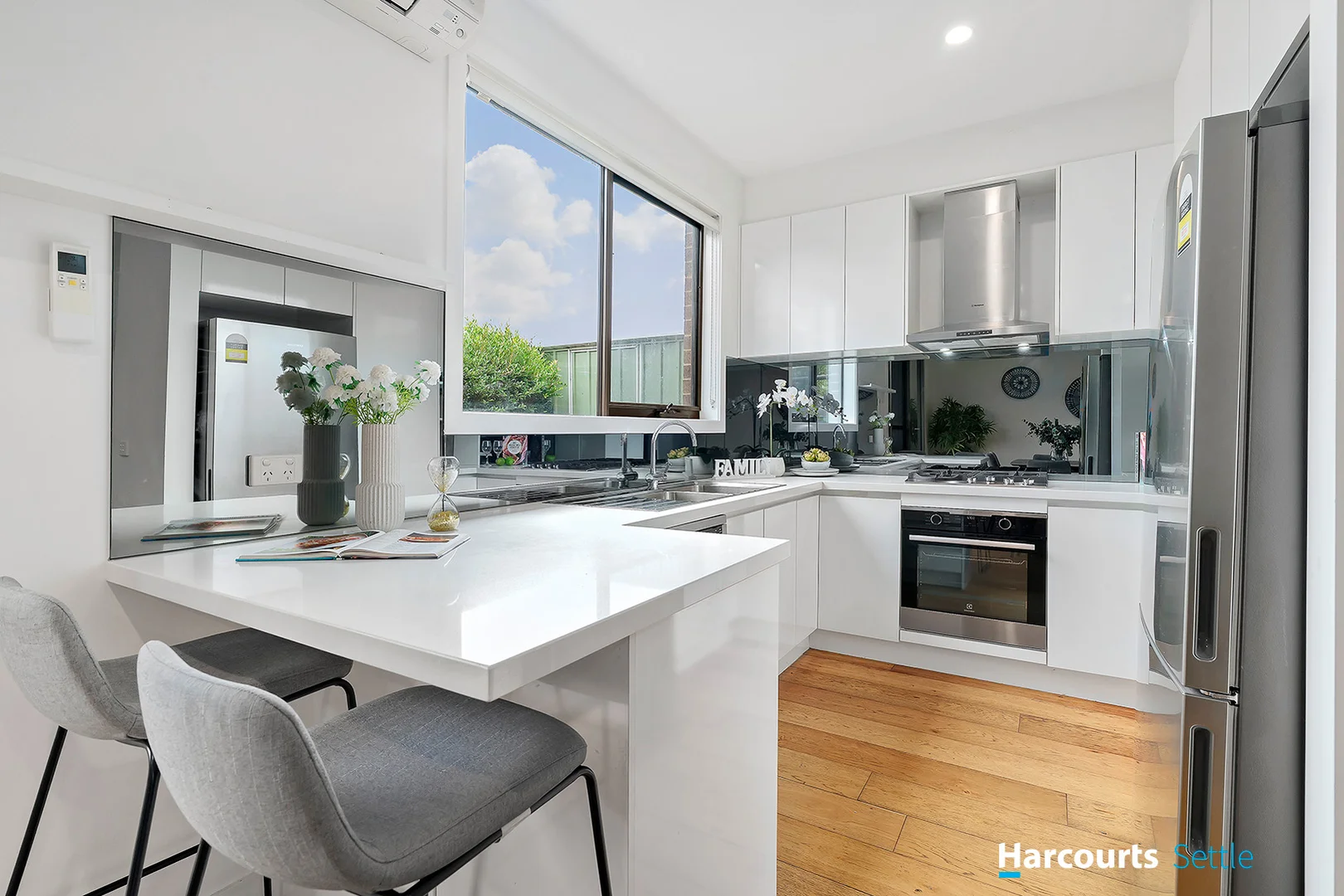 Additional image 4 of 4/12 Burns Avenue, Clayton South VIC 3169