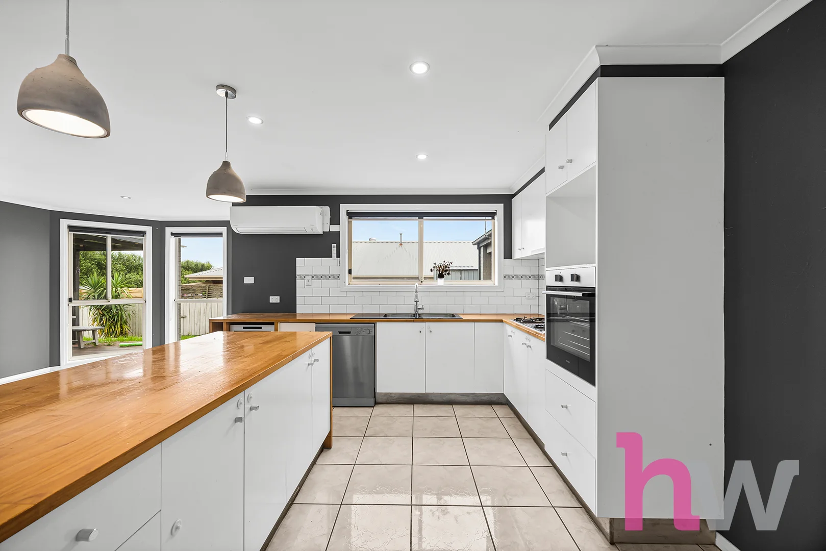72 Rossack Drive, Waurn Ponds VIC 3216 photo 5