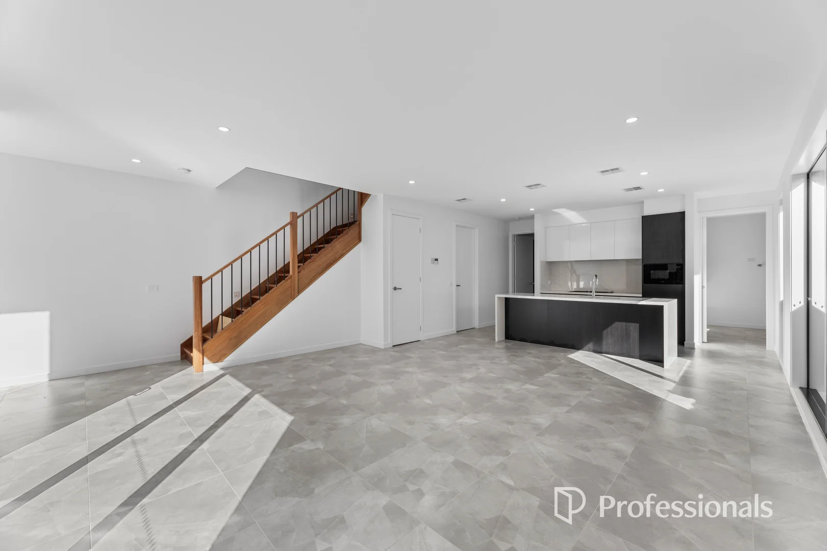 Additional image 5 of 936a Centre Road, Bentleigh East VIC 3165