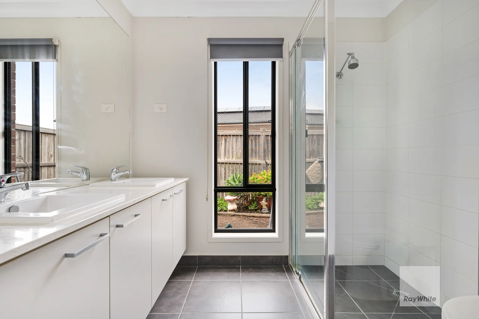 126 Golf Links Drive, Beveridge VIC 3753 photo 5