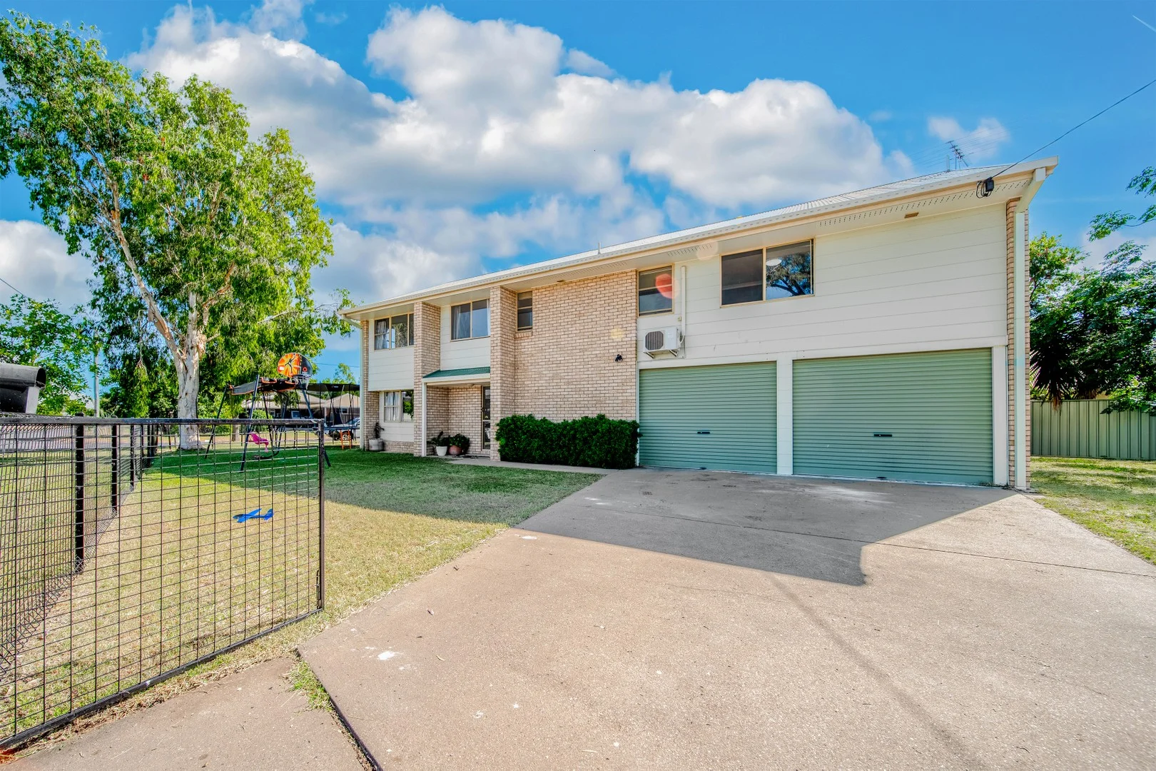 16 Russ Layton Drive, Emerald QLD 4720