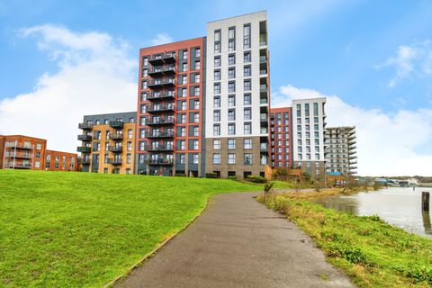Meridian Way, Meridian Waterside, Southampton, Hampshire SO14