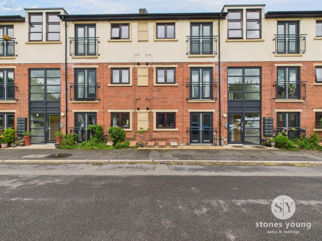 Petre Wood Crescent, Langho, BB6