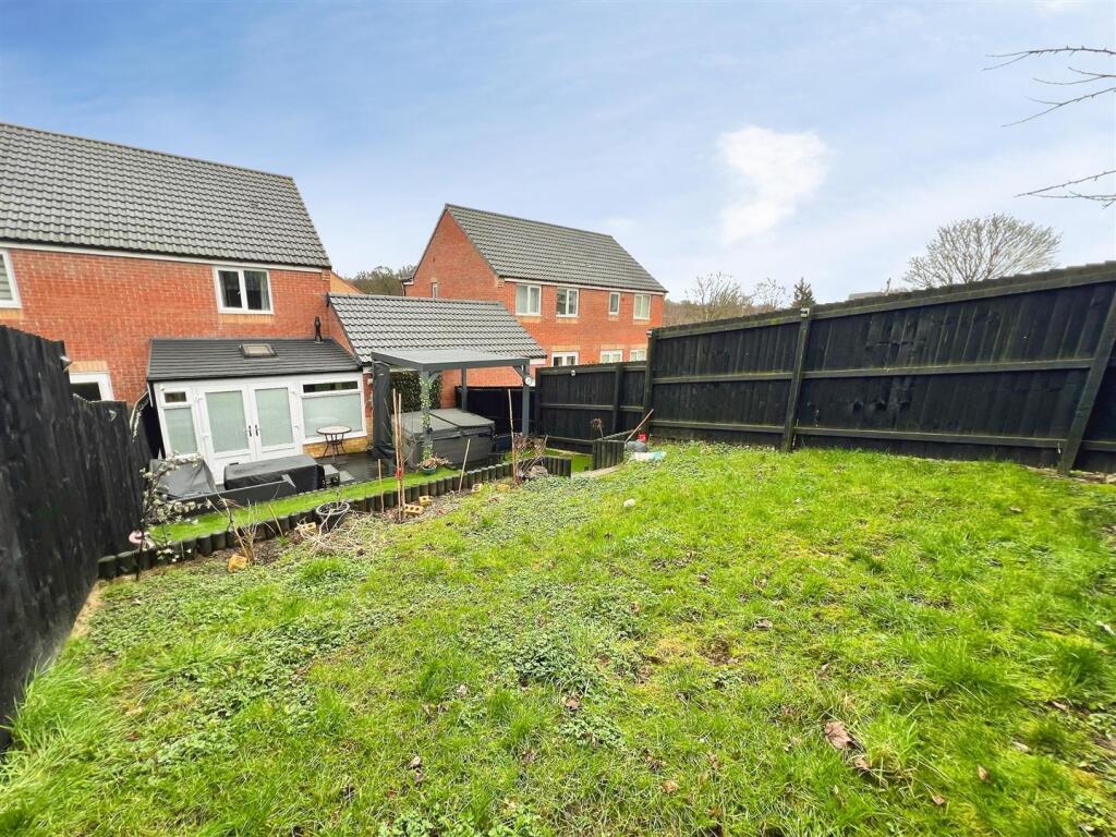 Additional image 21 of Blackthorne Close, Bradford, BD2 3DZ