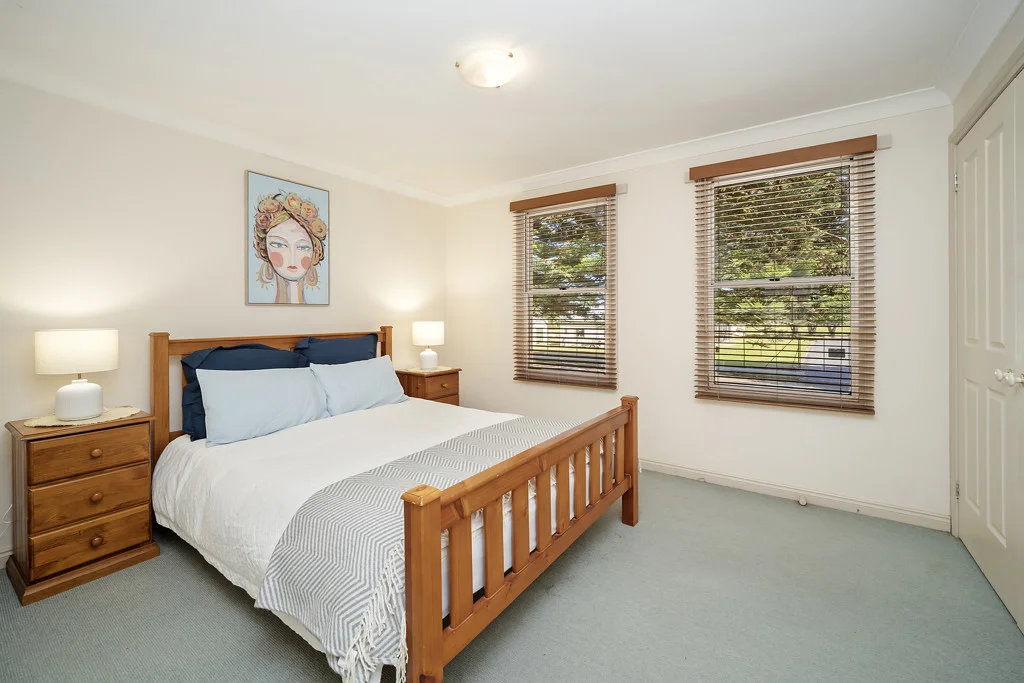 12A Pertobe Road, Warrnambool VIC 3280 photo 3