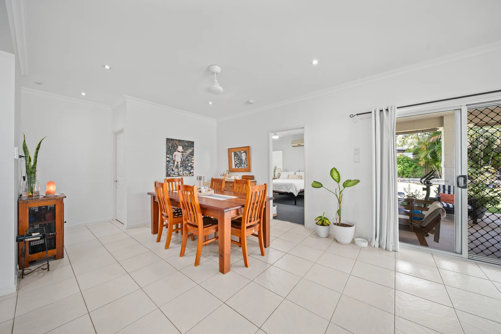5 Yering Street, Emerald QLD 4720 photo 4
