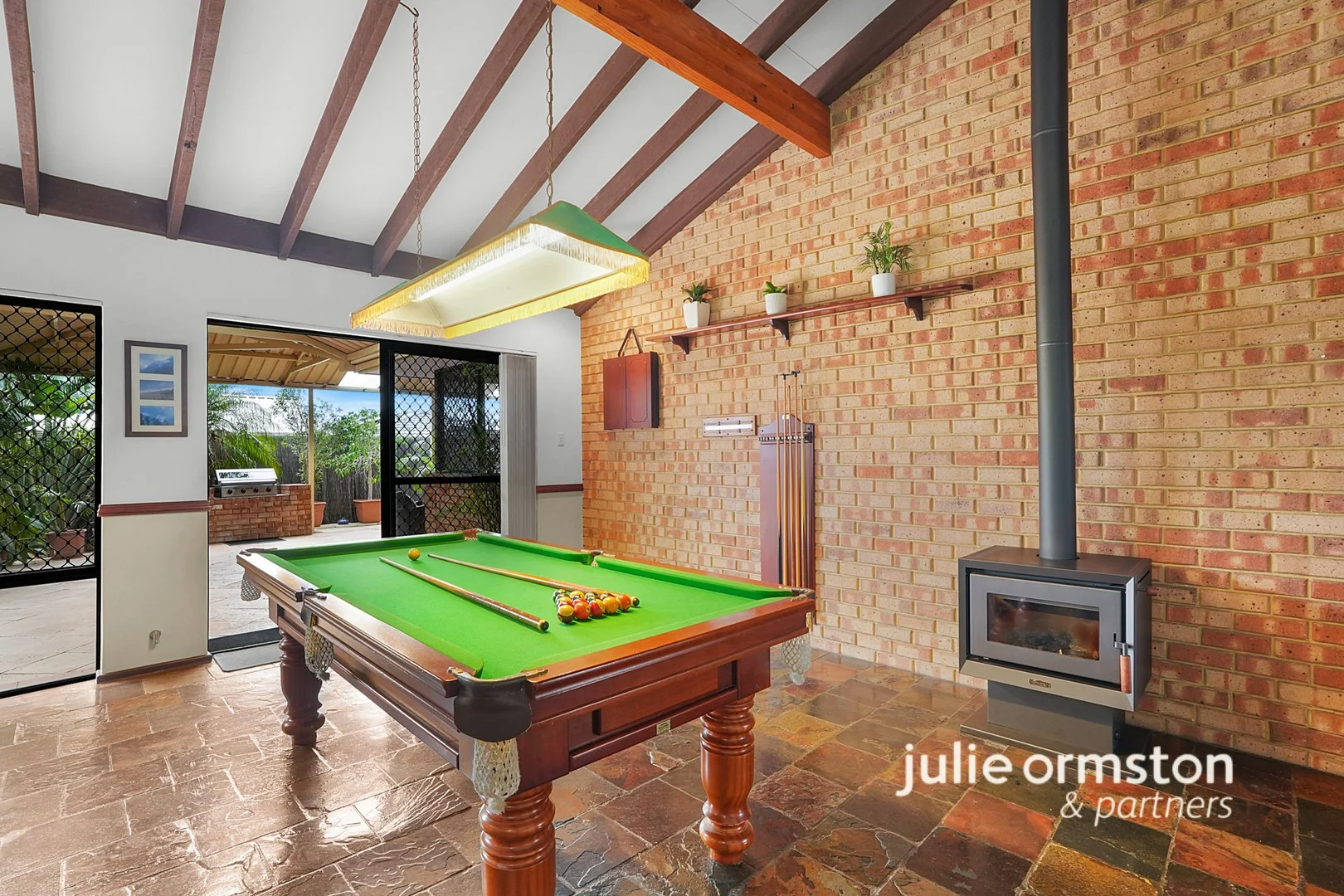 5 Lemongrass Grove, Woodvale WA 6026