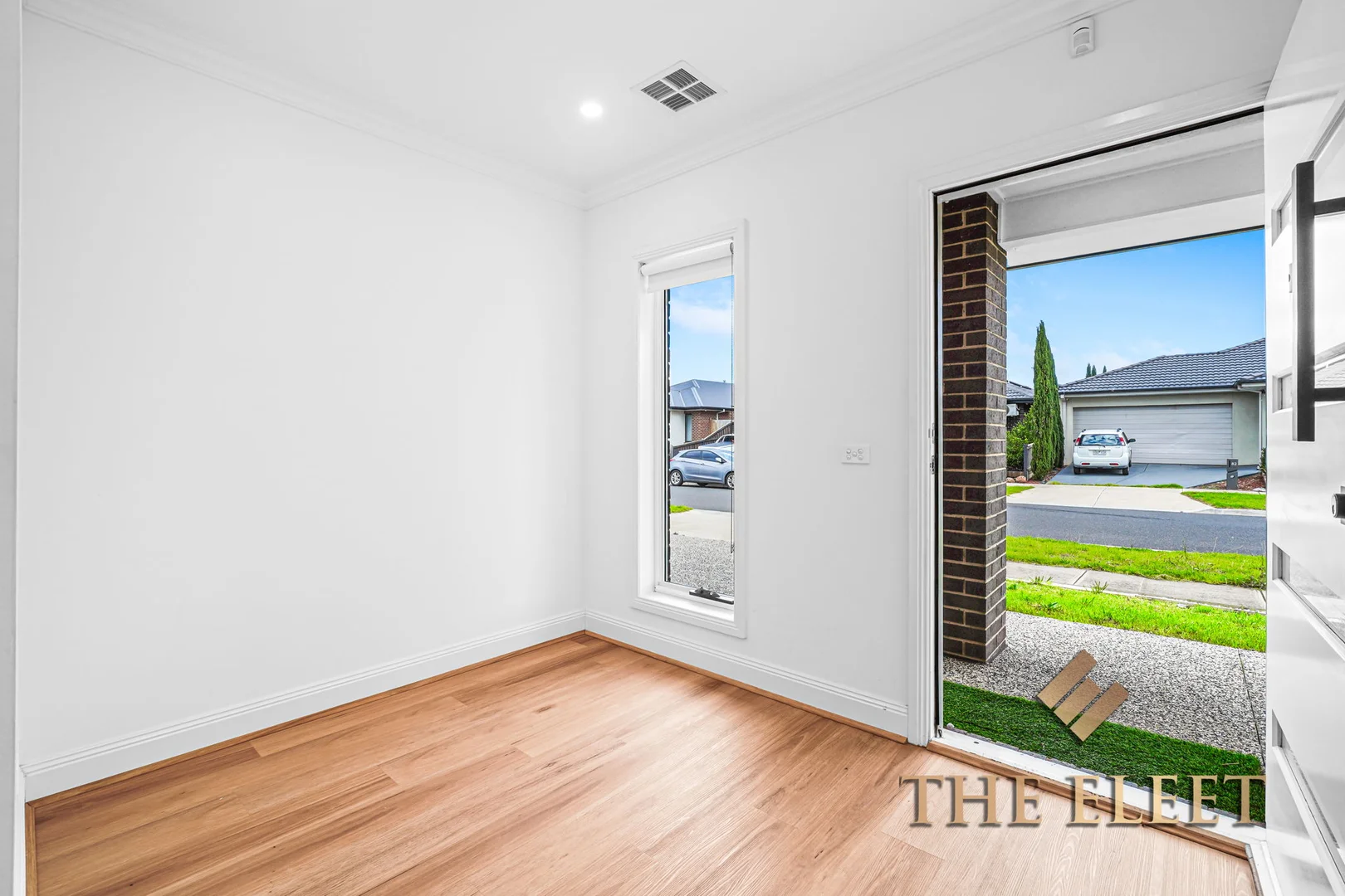 81 Restful Way, Rockbank VIC 3335 photo 2